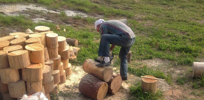 чурки, уложенные по технологии Cordwood