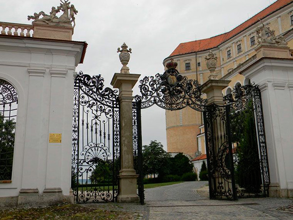 ворота в Чехии (Прага)